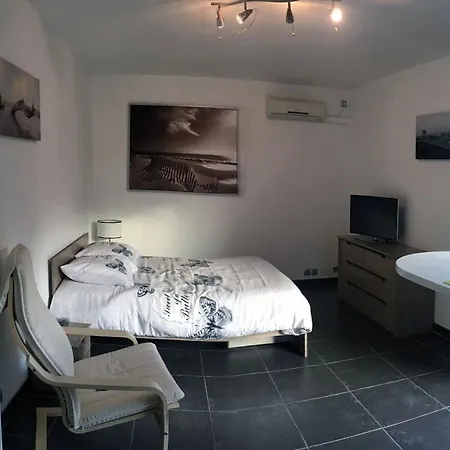 Studio A 10min De La Gare Appartement *
